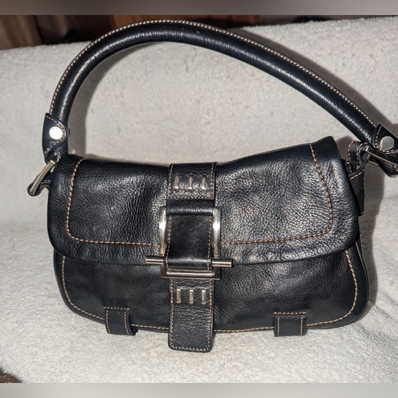 Kenneth Cole New York Vintage  Y2K Black Leather Shoulder Bag - Picture 1 of 11